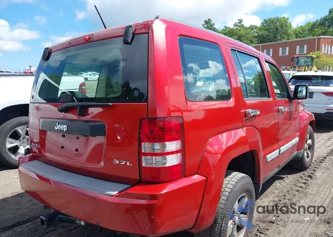 2008 Jeep Liberty Sport из США, поврежденный, VIN 1J8GN28K28W193545